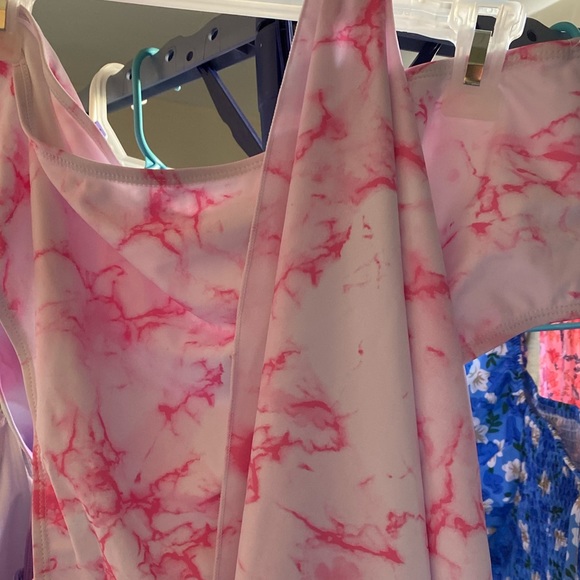 Pink & White Marble Bikini with cover-up - Picture 5 of 8